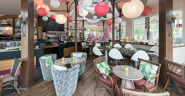 Cafe